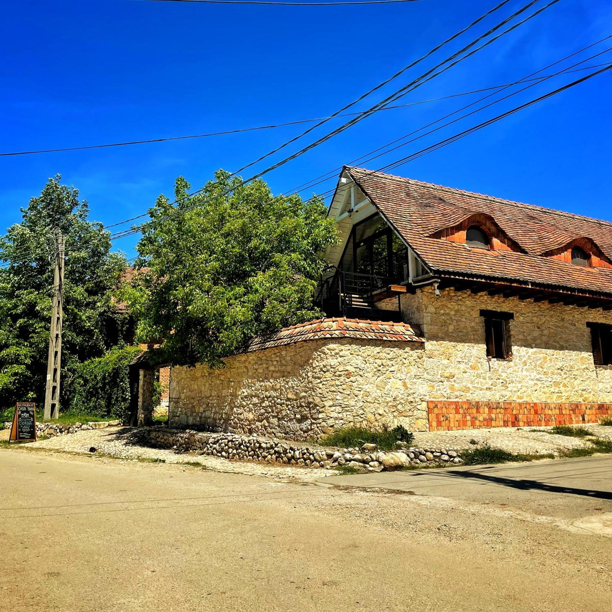 Casa Thea Cheile Nerei Hotel Socolari ภายนอก รูปภาพ